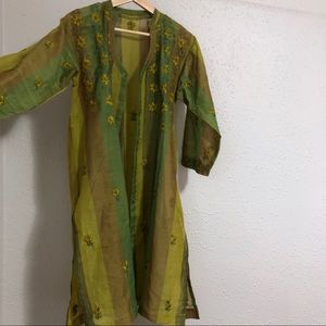 💚 BEAUTIFUL VINTAGE | Embroidered 🌼